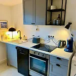 Feelslikehome - Urbane Altbauwohnung Mit Dachterasse& Parkplatz * בוכום