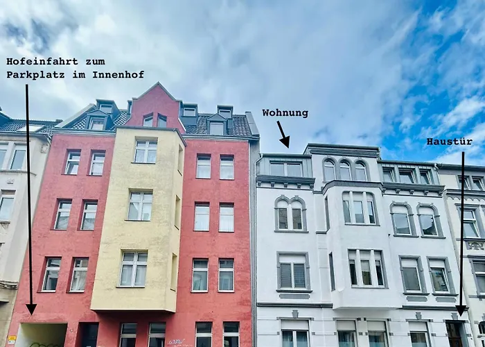 Feelslikehome - Urbane Altbauwohnung Mit Dachterasse& Parkplatz Апартаменты Бохум